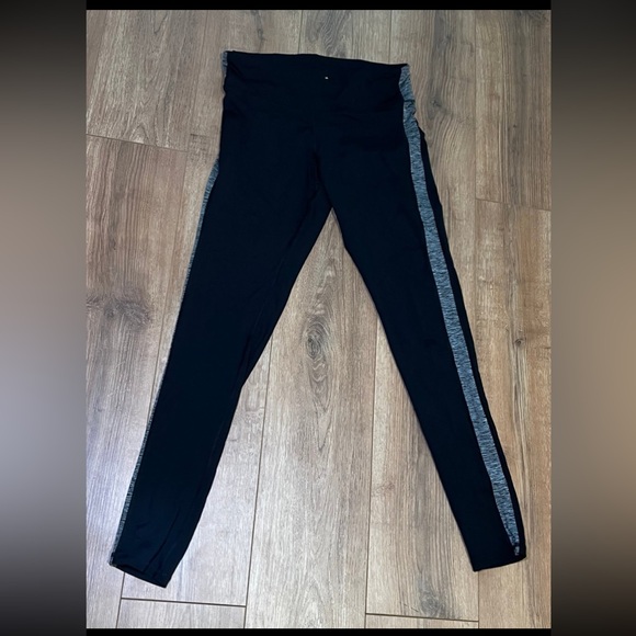 Athletic‎ Black Leggings Size Large - Picture 1 of 4